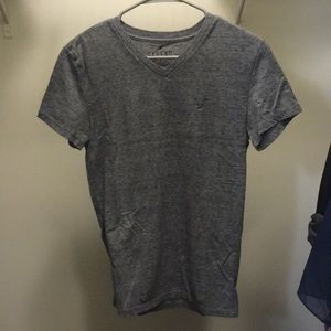 American Eagle V-Neck